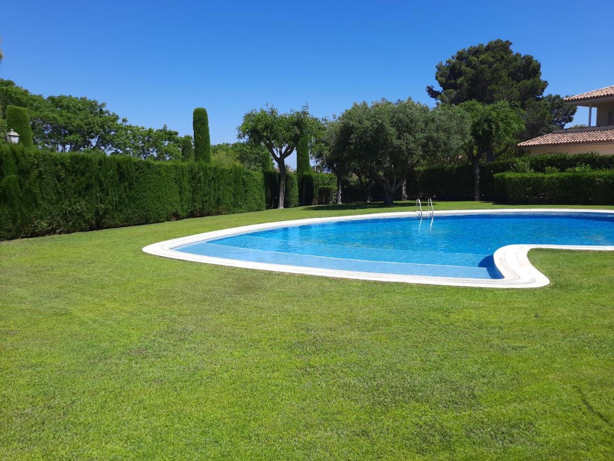 Apartamento Vistas Golf Bonmont Bonmont Terres Noves Extérieur photo